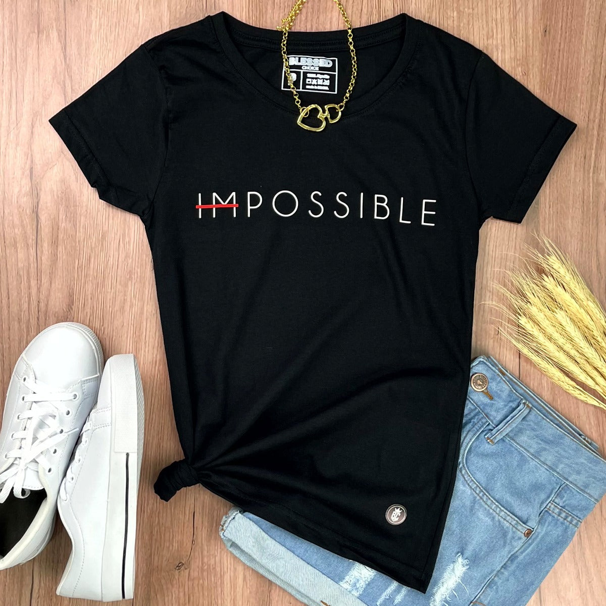 Camiseta Feminina Preta Impossible