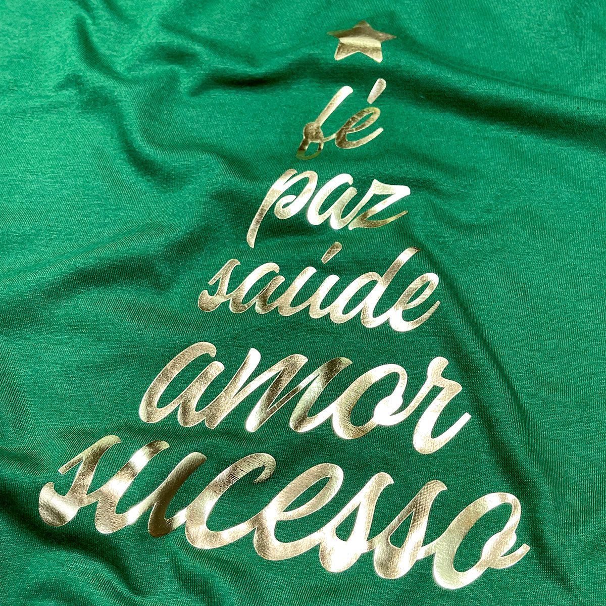 T-Shirt Infantil Verde Árvore Fé Paz Dourado
