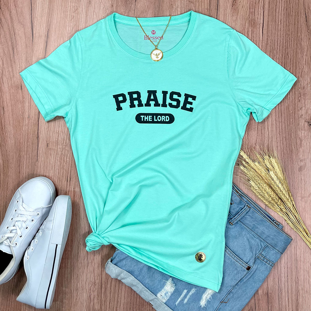 Camiseta Feminina Verde Menta Praise The Lord