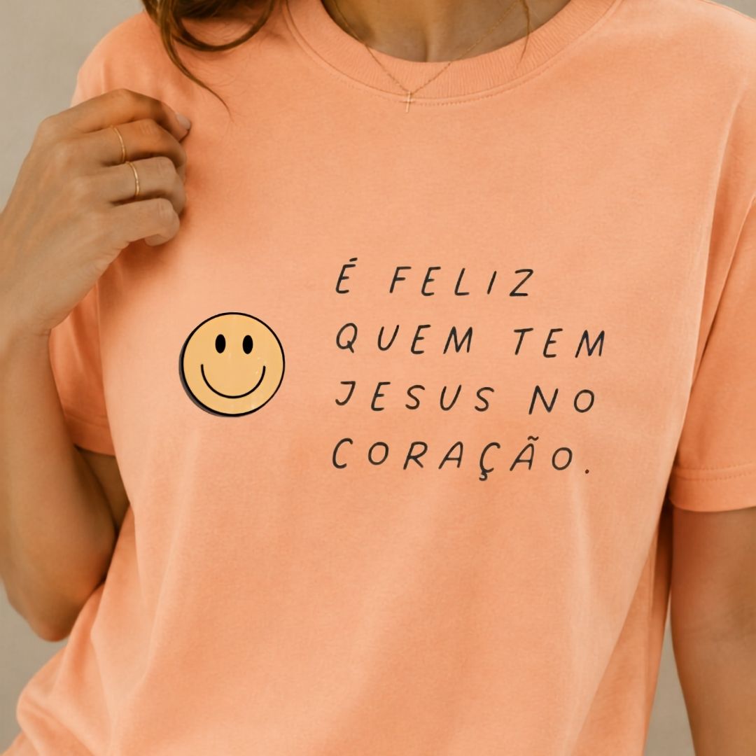 Camiseta Feminina Salmão Jesus no Coração