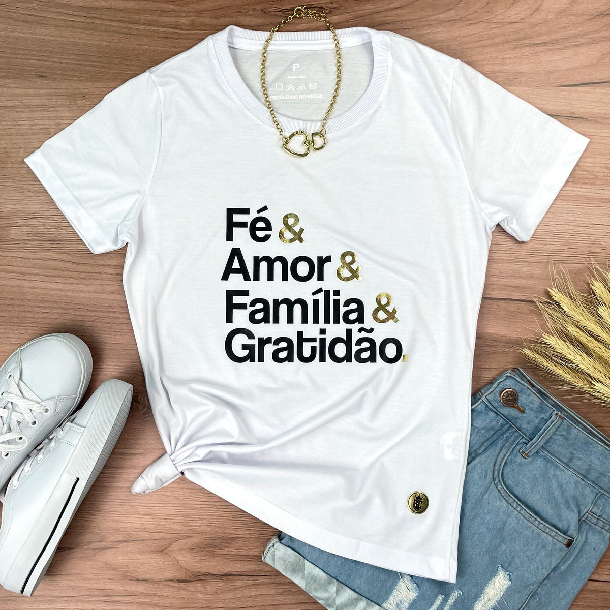 Camiseta Feminina Branca Fé & Amor Dourado