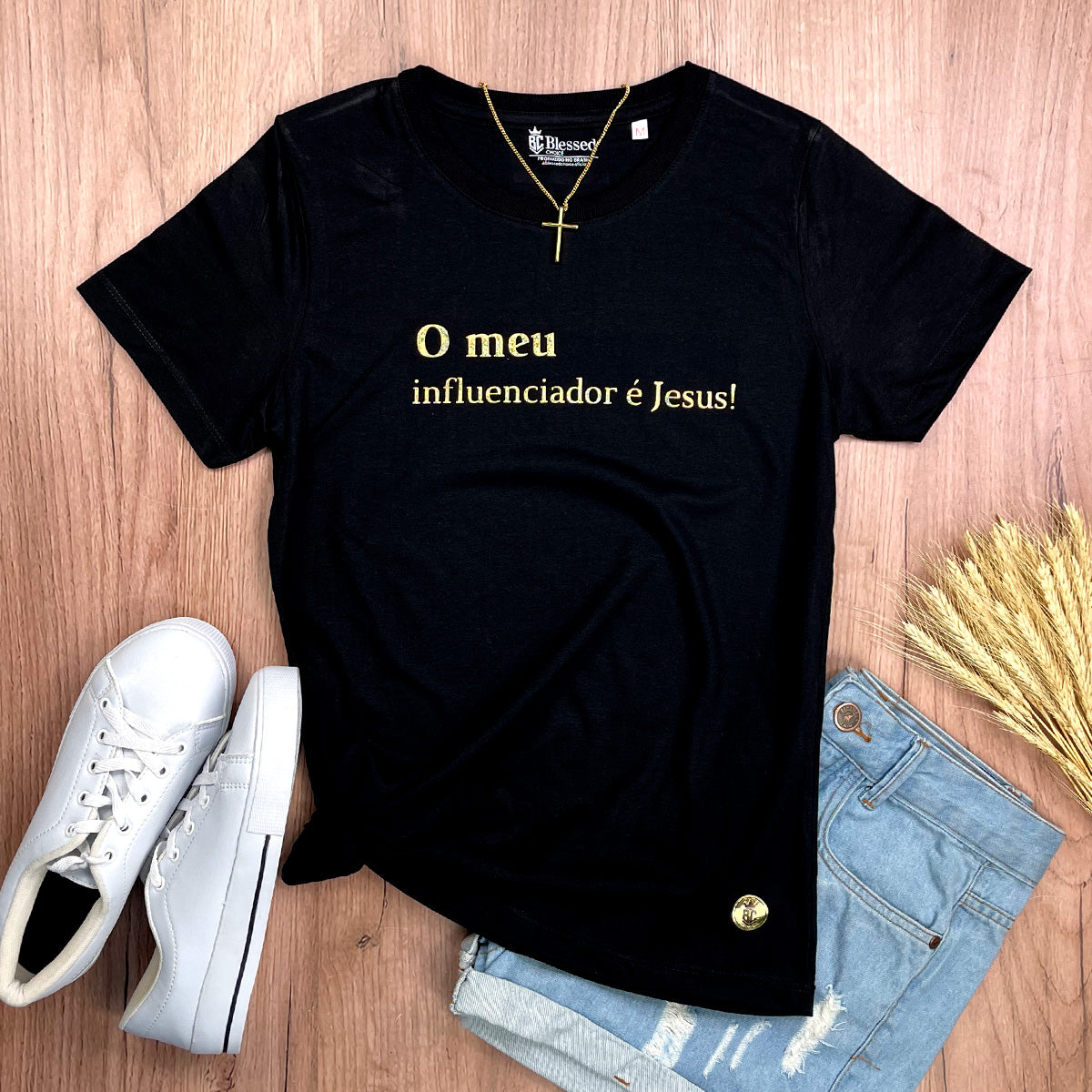 Camiseta Feminina Preta O Meu Influenciador É Jesus!