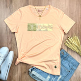 Camiseta Feminina Salmão Aplique Jesus Glitter Dourado