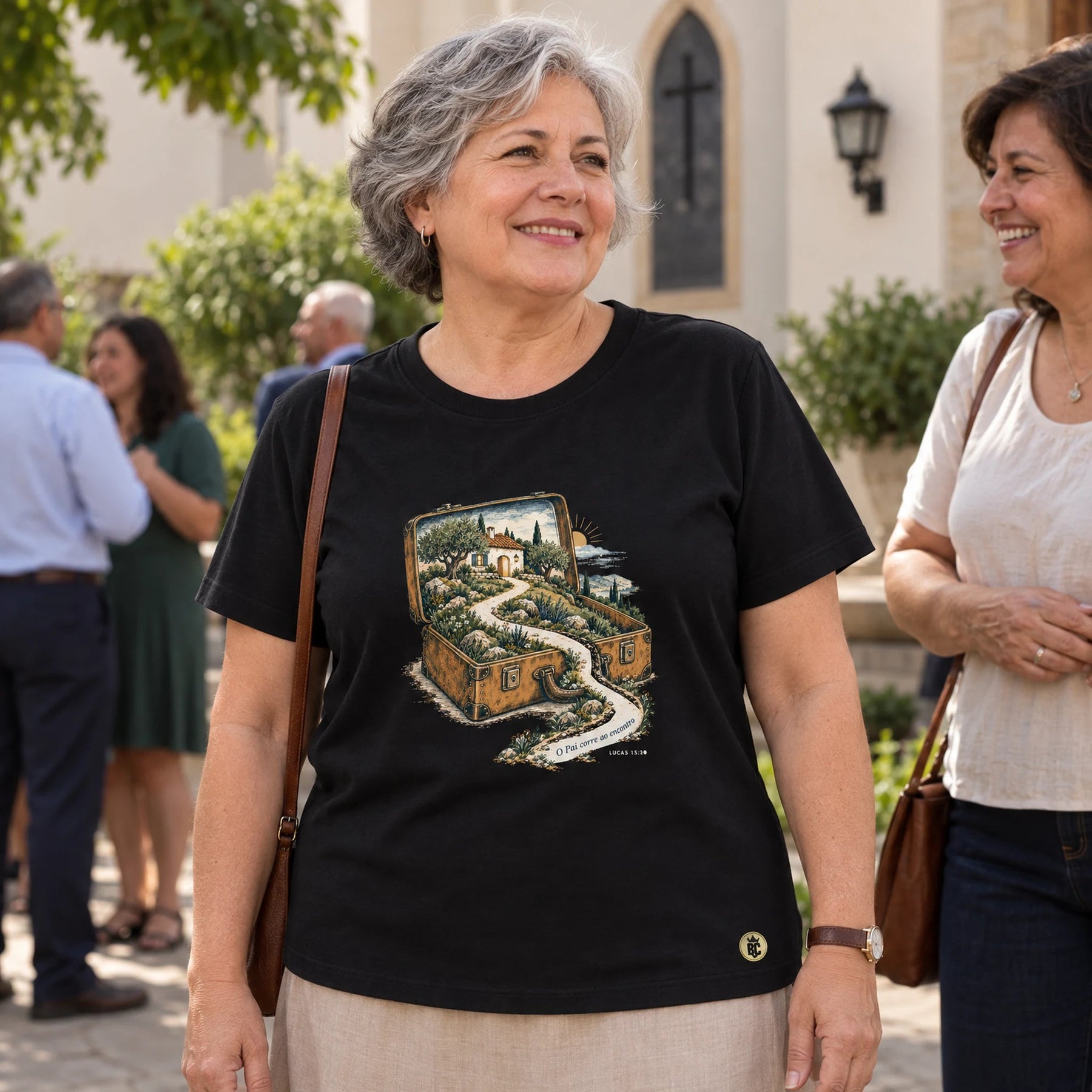 Camiseta Feminina Preta O Pai corre ao encontro