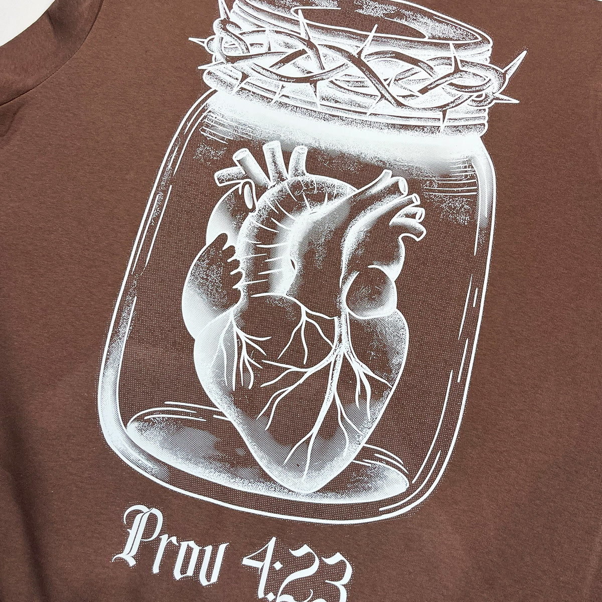 Moletom Canguru Com Capuz Marrom Guarda Teu Coração Prov 4:23