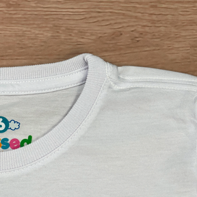 T-Shirt Infantil Branca Jesus o Verdadeiro Sentido do Natal Dourado
