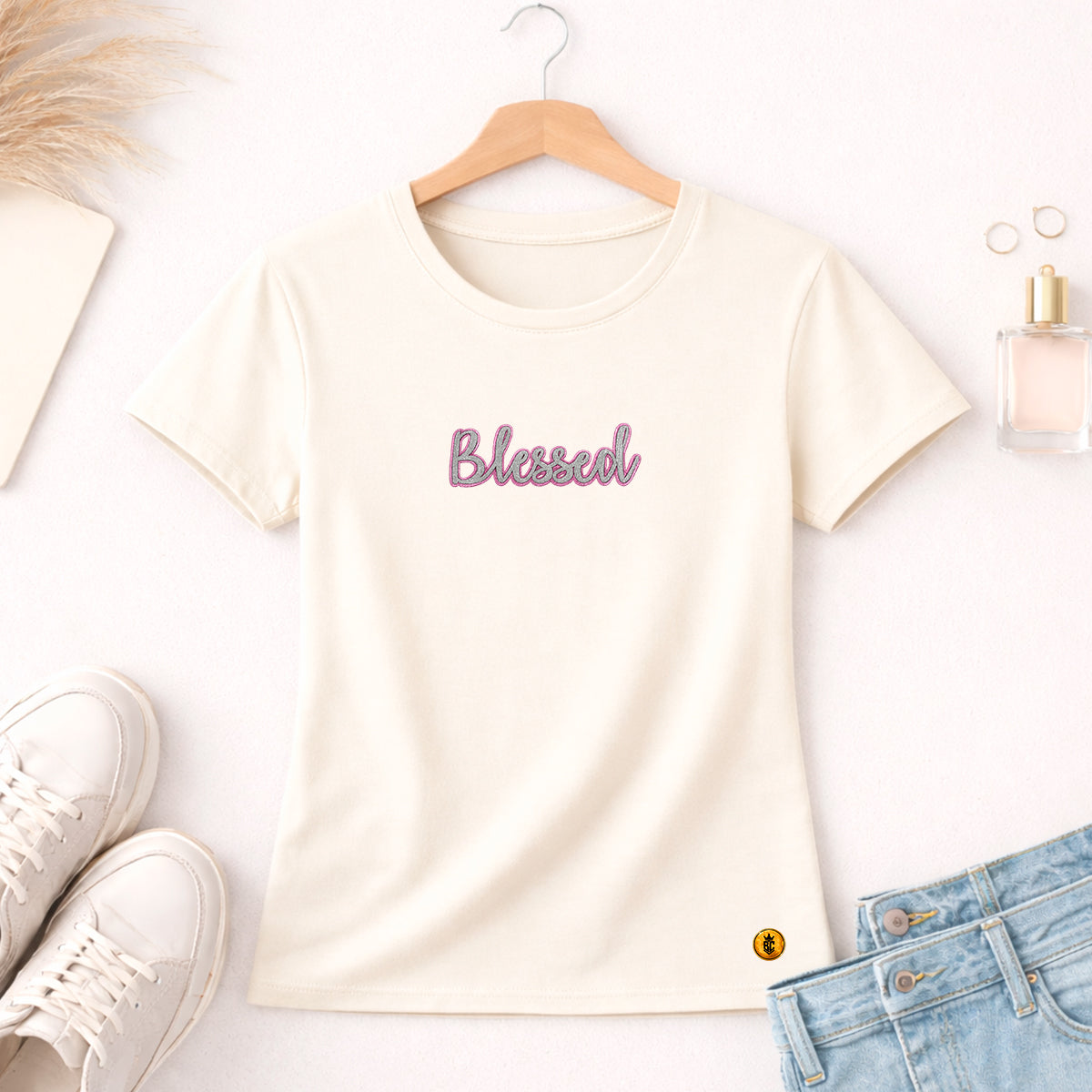 Camiseta Feminina Off White Blessed Glitter Pink Aplique