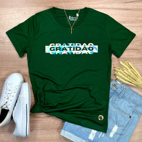 Camiseta Feminina Verde Gratidão Holográfico