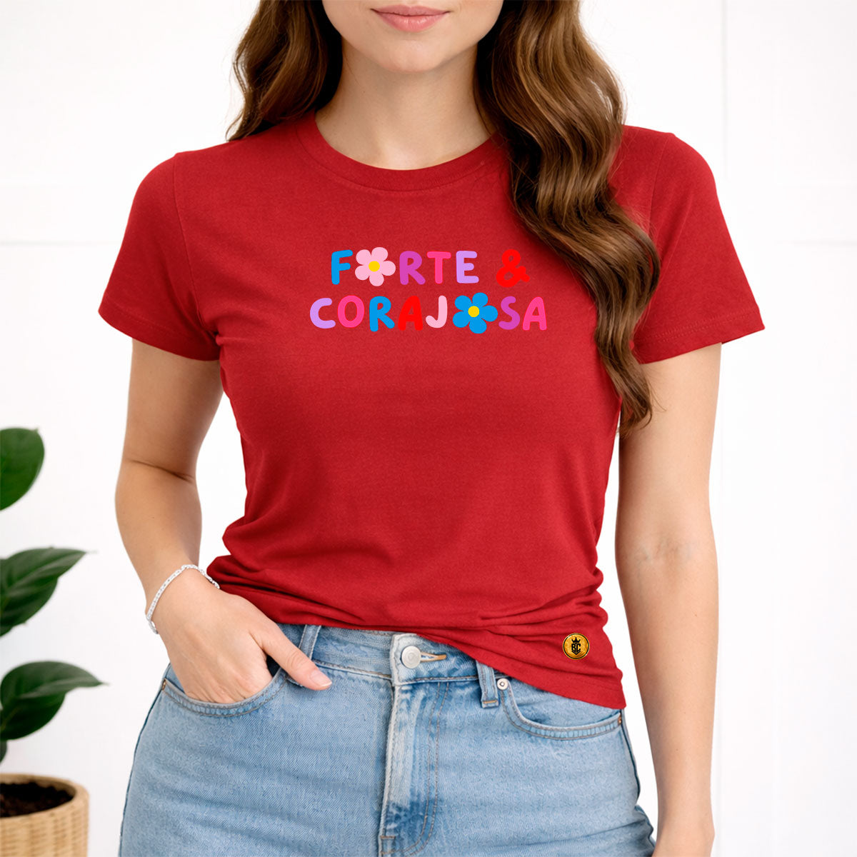 Camiseta Feminina Vermelha Forte & Corajosa
