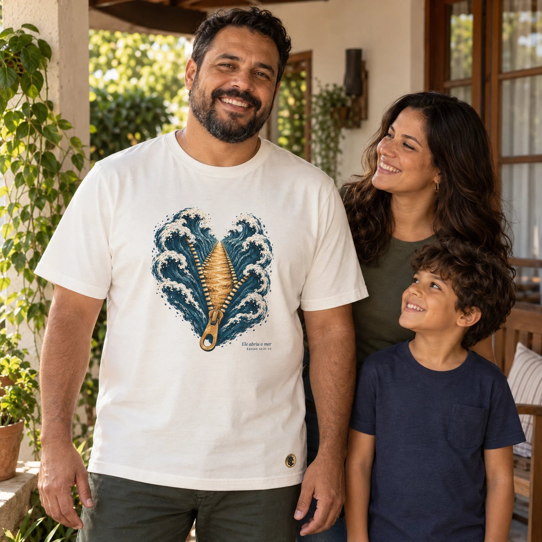 Camiseta Masculina Off White Ele abriu o mar