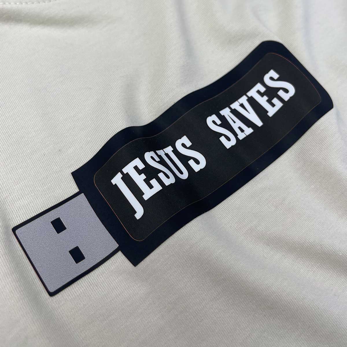 T-Shirt Infantil Branca Pen Drive Jesus Saves