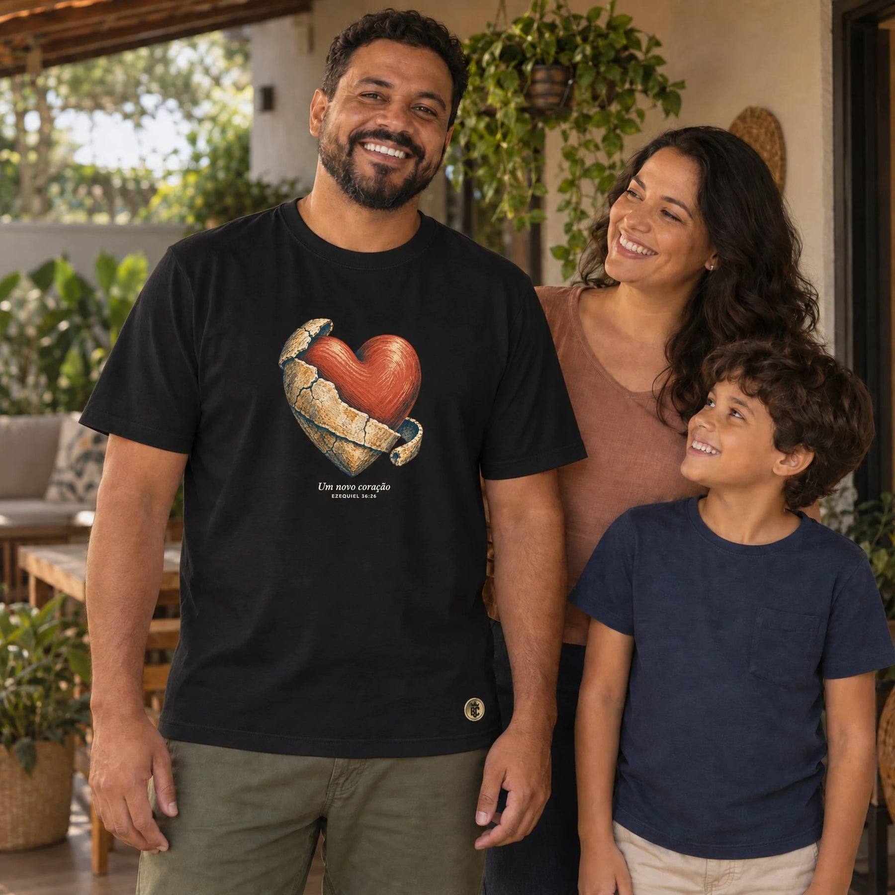 Camiseta Masculina Preta Um novo coração