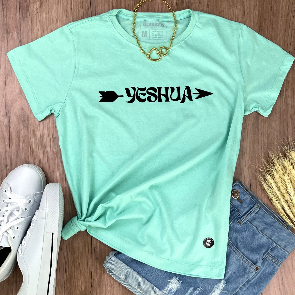 Camiseta Feminina Verde Menta Yeshua Flecha