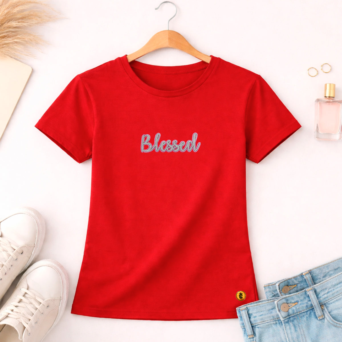 Camiseta Feminina Vermelha Blessed Glitter Pink Aplique