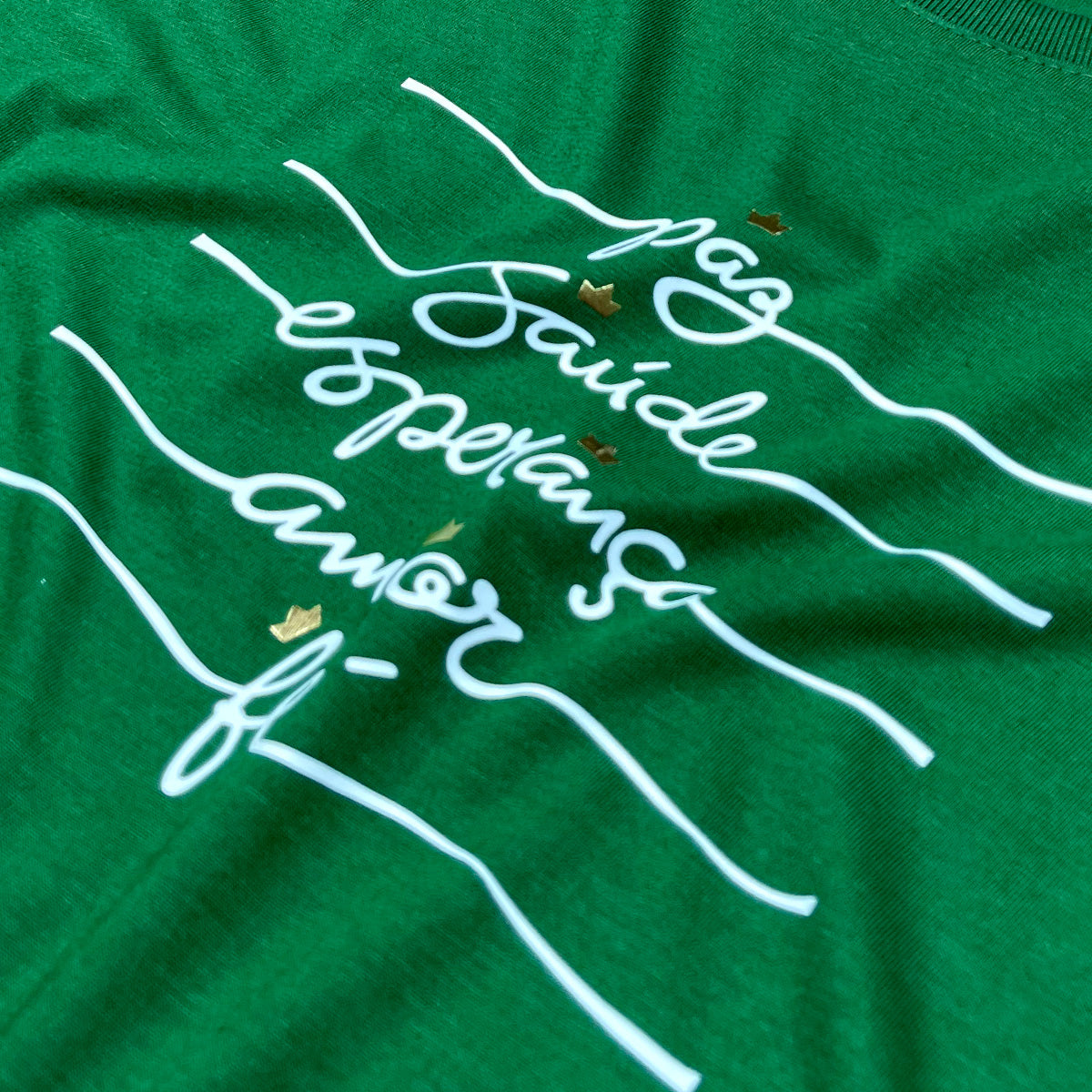 T-Shirt Infantil Verde Paz Saúde Esperança Coroa