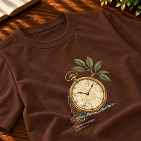 Camiseta Masculina Marrom Tudo tem seu tempo
