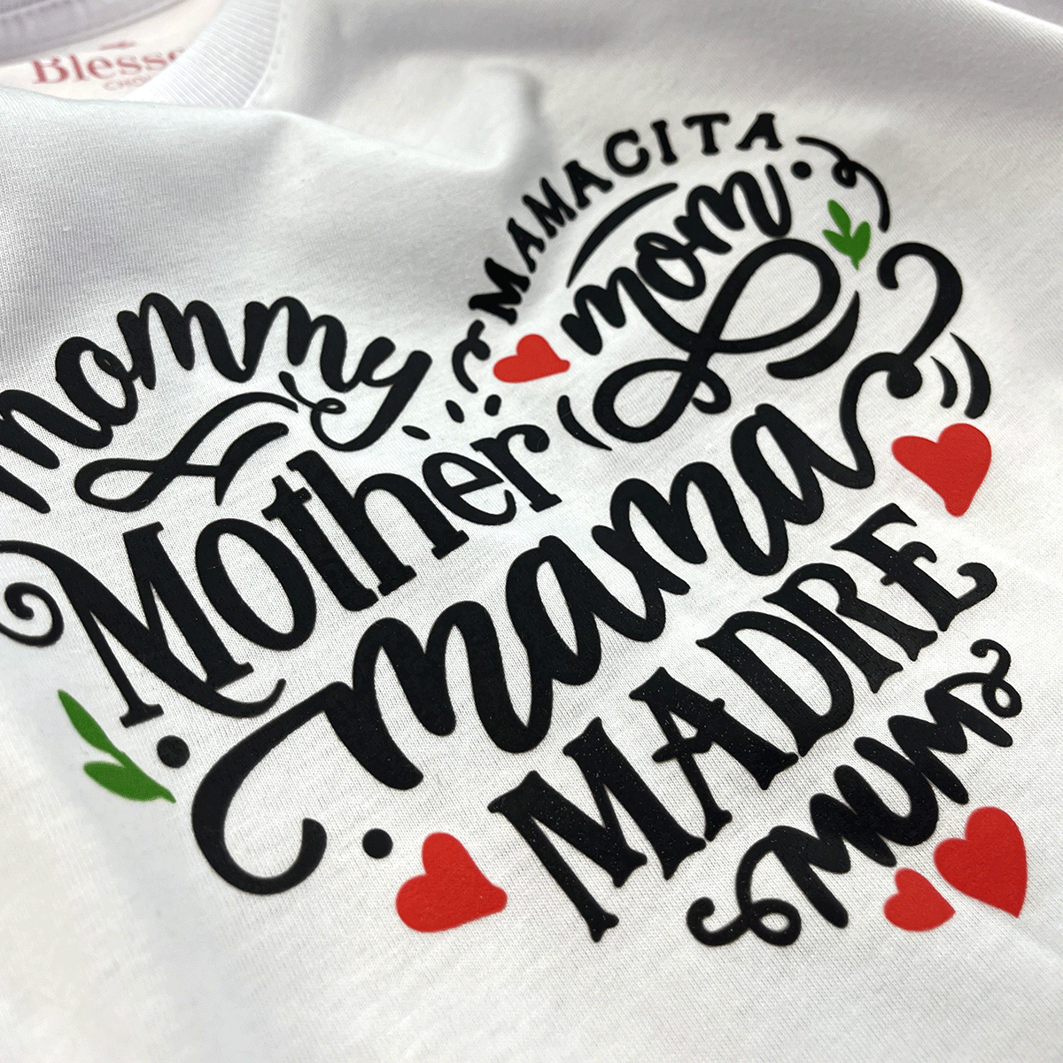 Camiseta Feminina Branca Coração Mommy