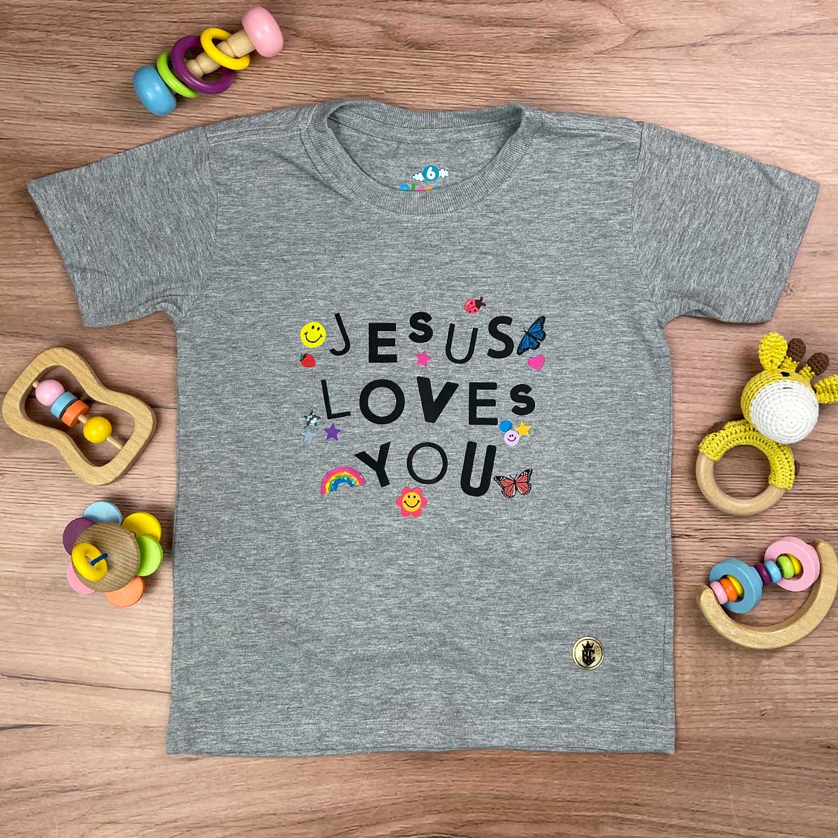 T-Shirt Infantil Cinza Jesus Loves You