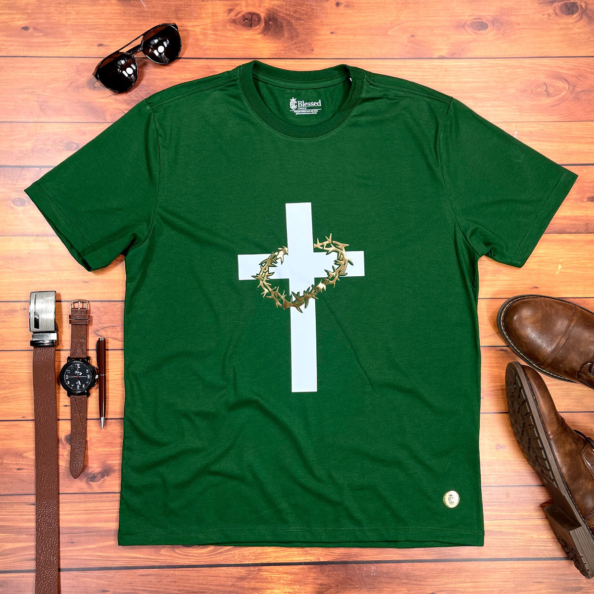 Camiseta Masculina Verde Cruz Espinhos