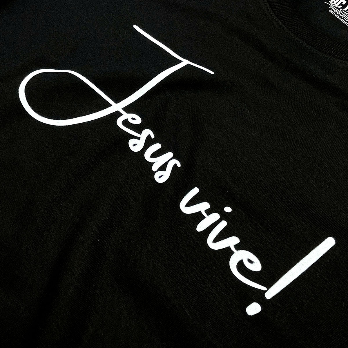 Camiseta Masculina Preta Jesus Vive!