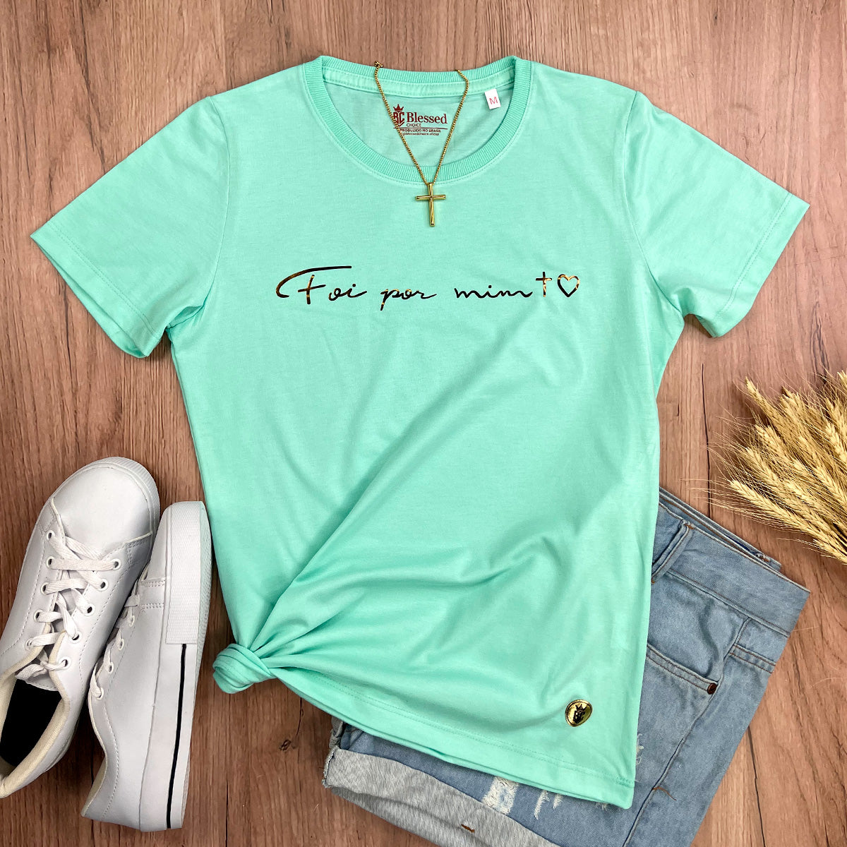 Camiseta Feminina Verde Menta Foi Por Mim Cruz Coração