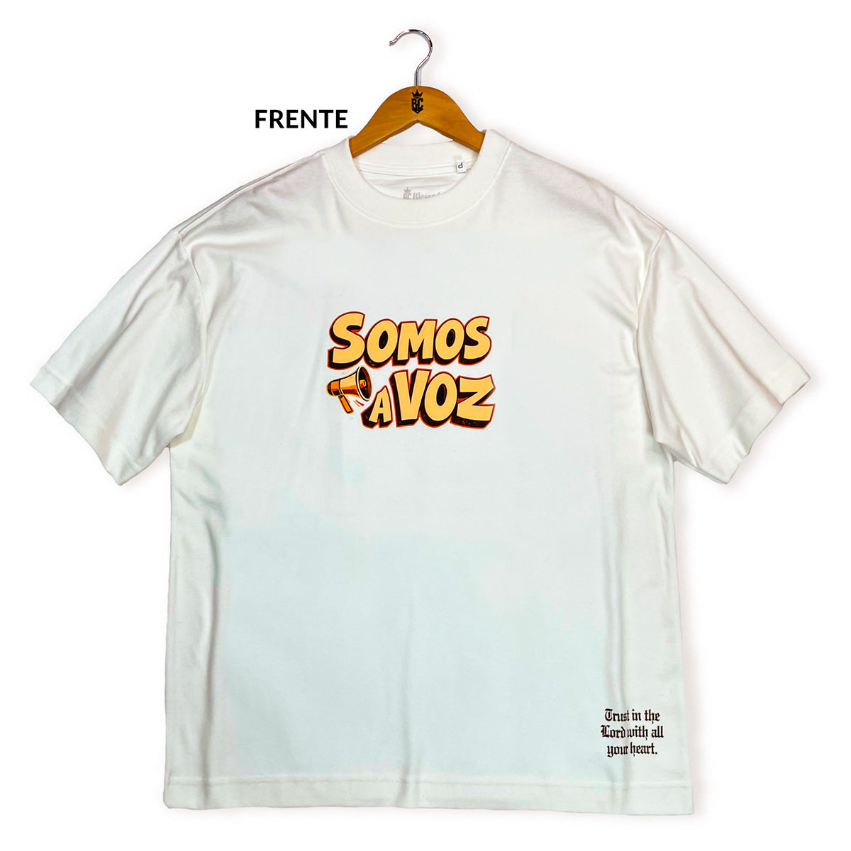 Oversized Off White Somos a Voz