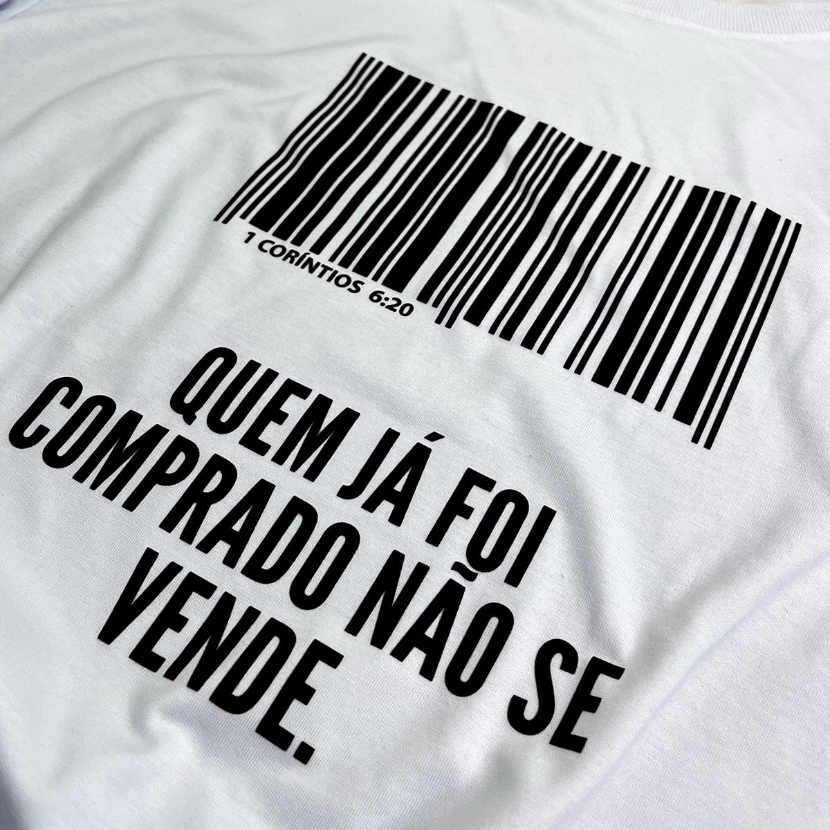 Camiseta Masculina Branca Quem Já Foi Comprado Não Se Vende