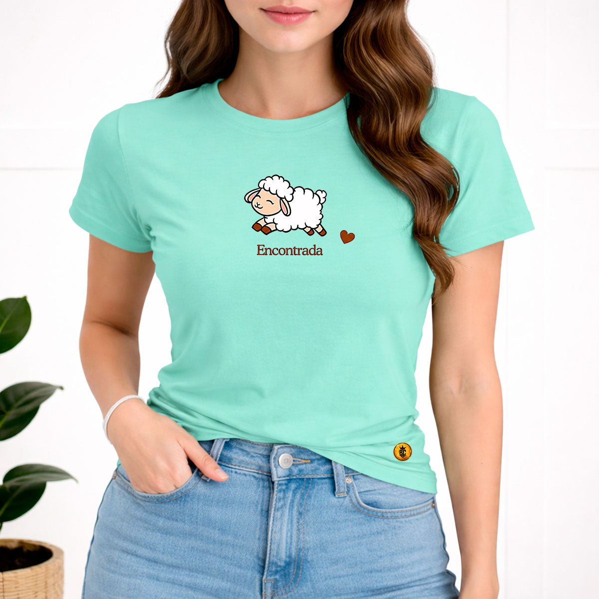 Camiseta Feminina Verde Menta Encontrada Ovelha