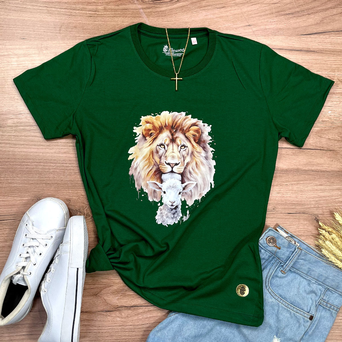 Camiseta Feminina Verde Leão E Cordeiro