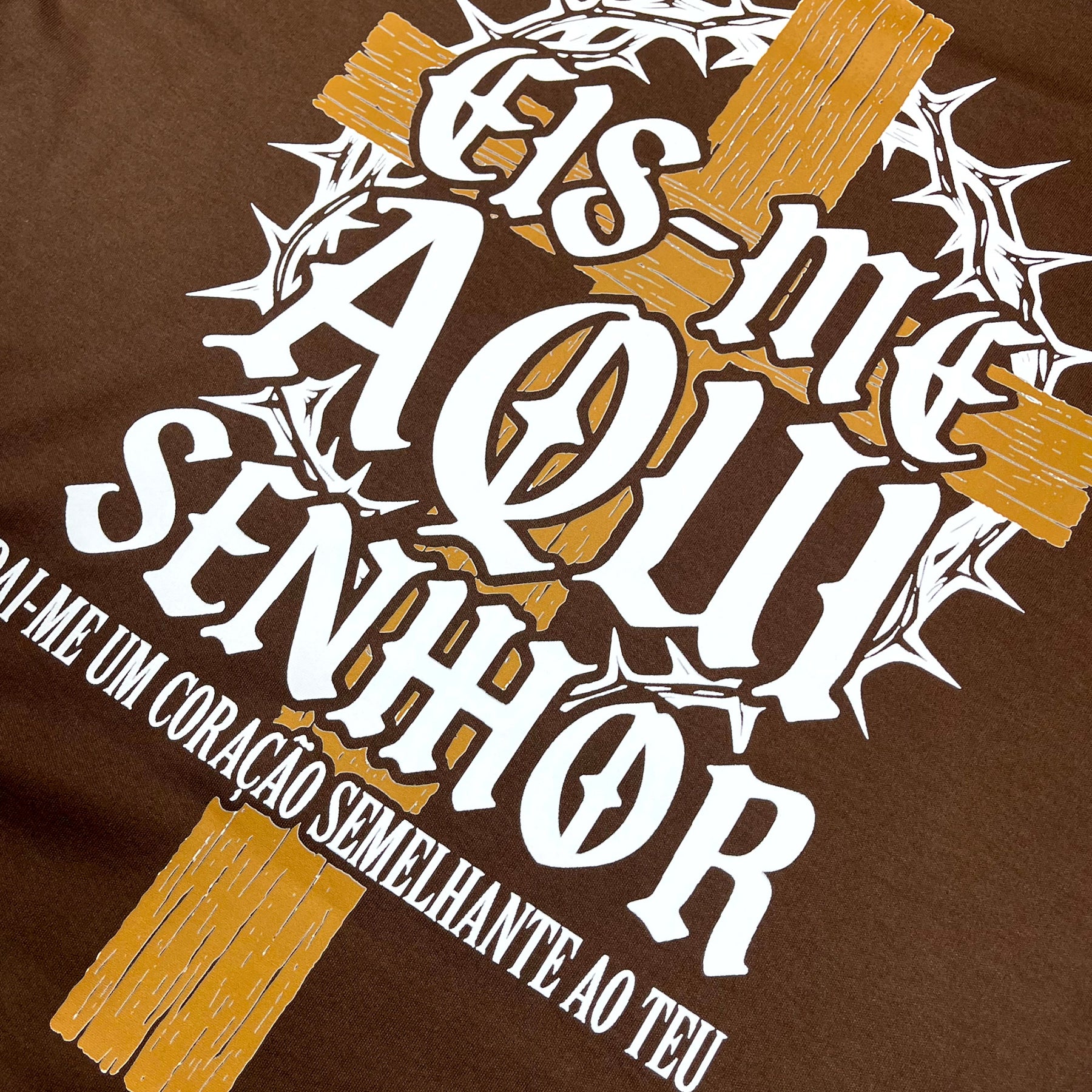 Oversized Marrom Full Eis me Aqui Senhor