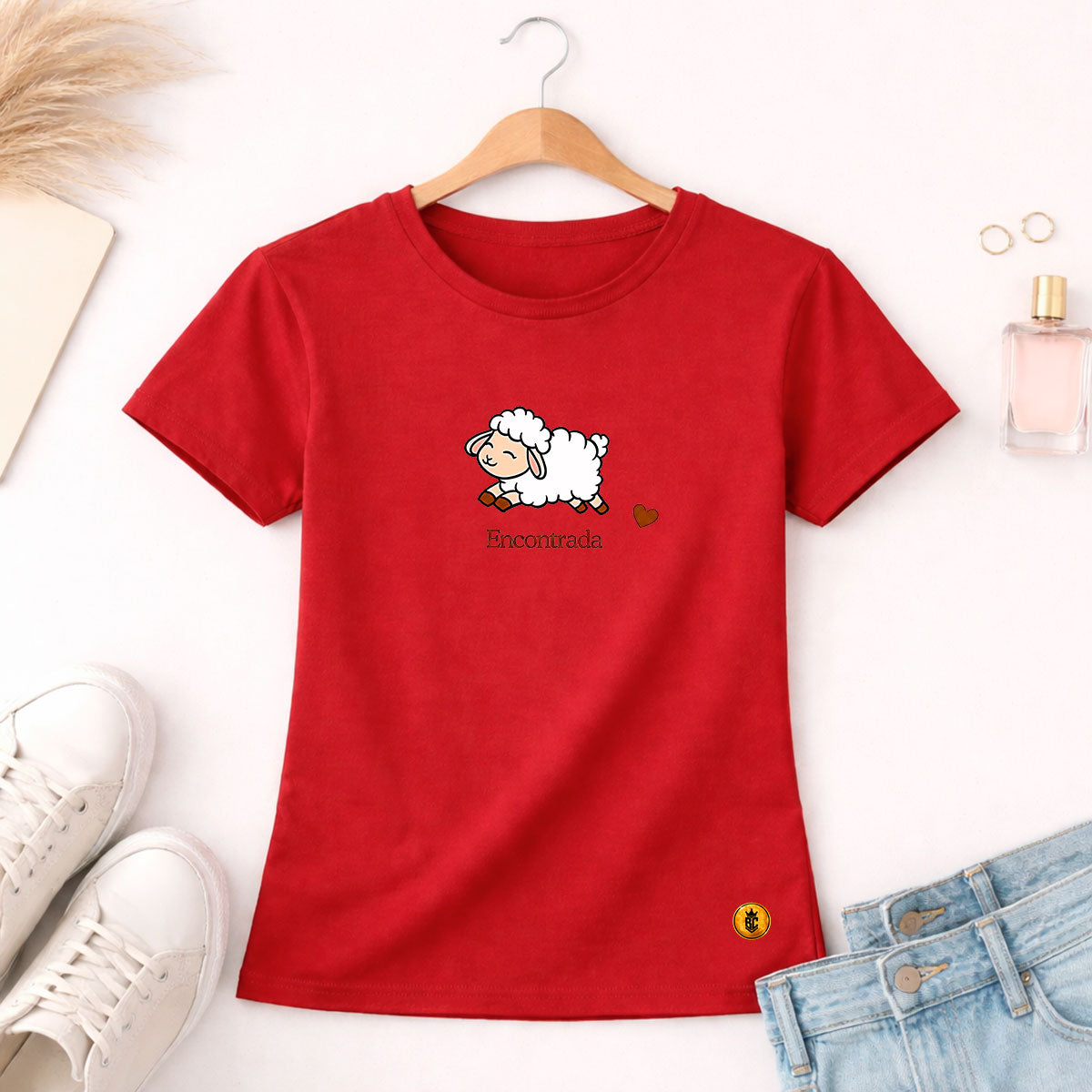 Camiseta Feminina Vermelha Encontrada Ovelha