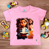 T-Shirt Infantil Rosa Garota Bíblia Jesus