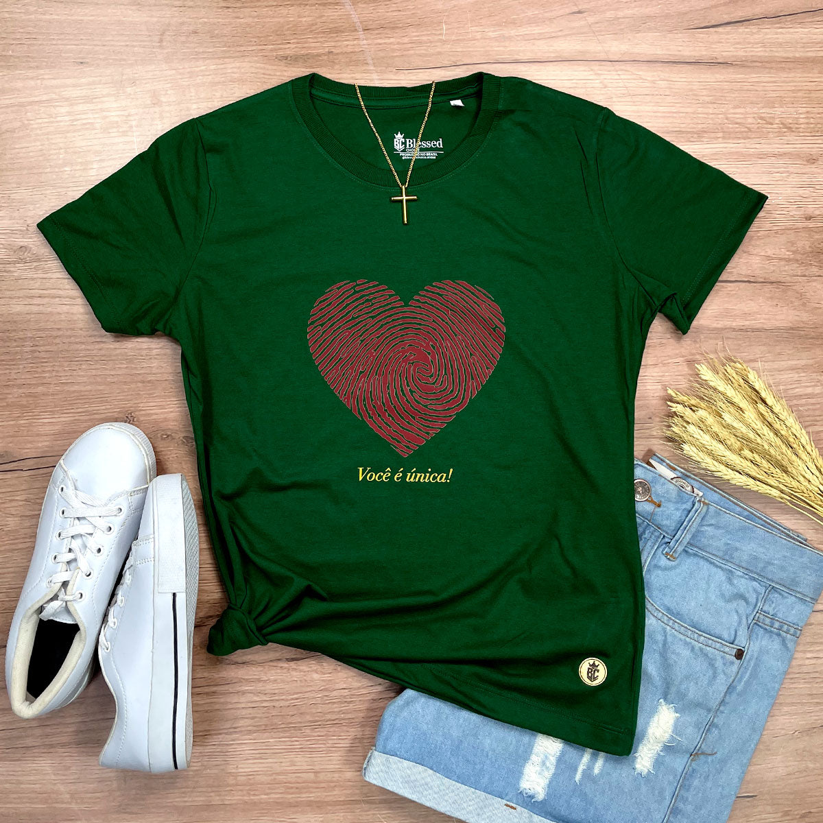Camiseta Feminina Verde Coração Digital Você É Única