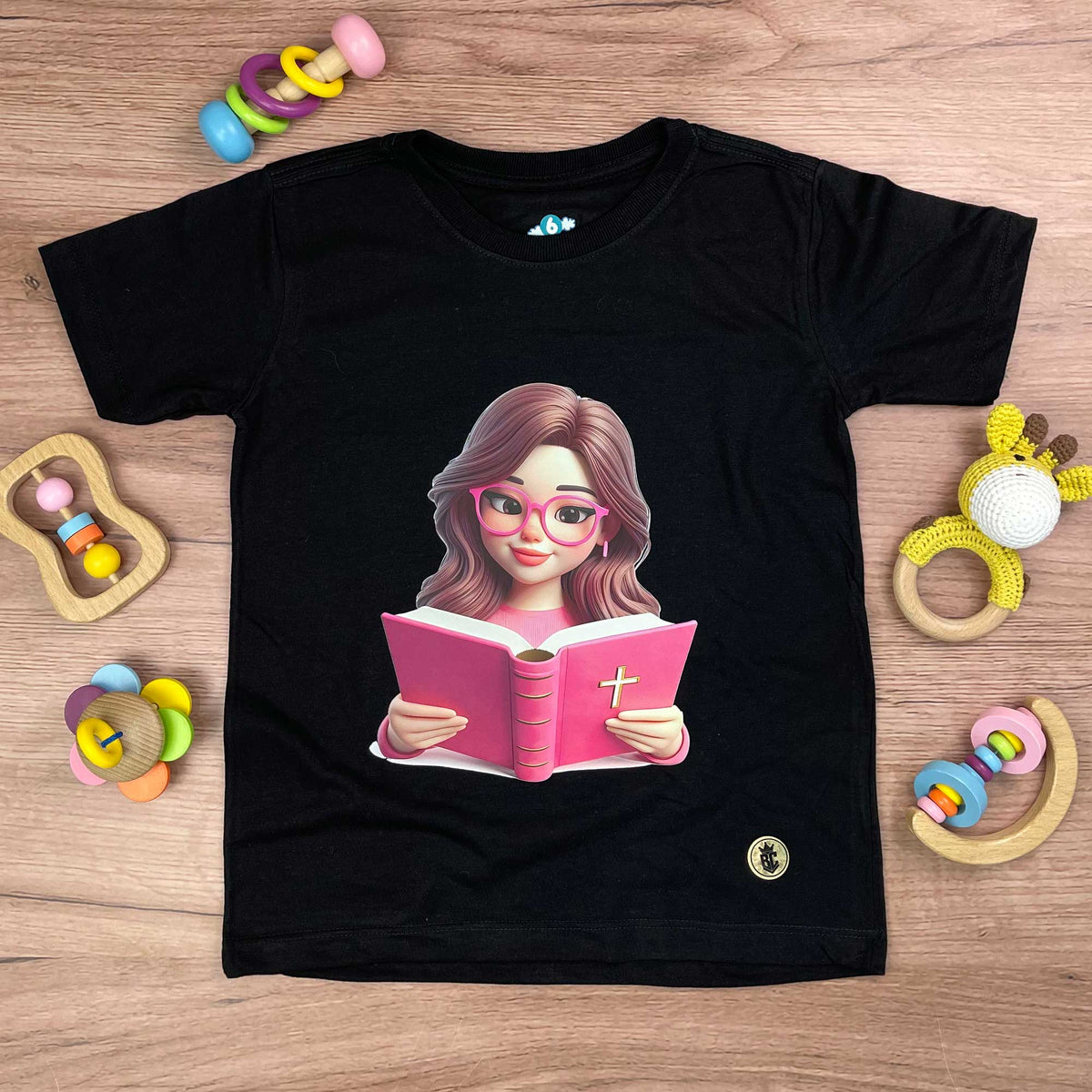 T-Shirt Infantil Preta Garota Bíblia