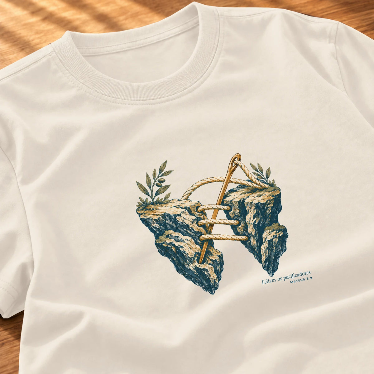 Camiseta Feminina Off White Felizes os pacificadores