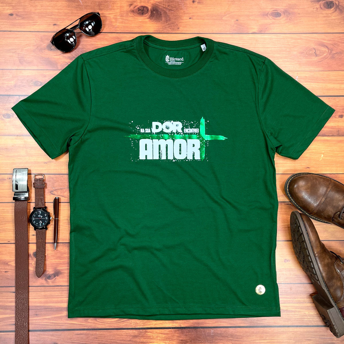 Camiseta Masculina Verde Na sua dor encontrei amor