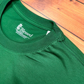 Camiseta Masculina Verde Ele Vive Ele Reina Ele Voltará