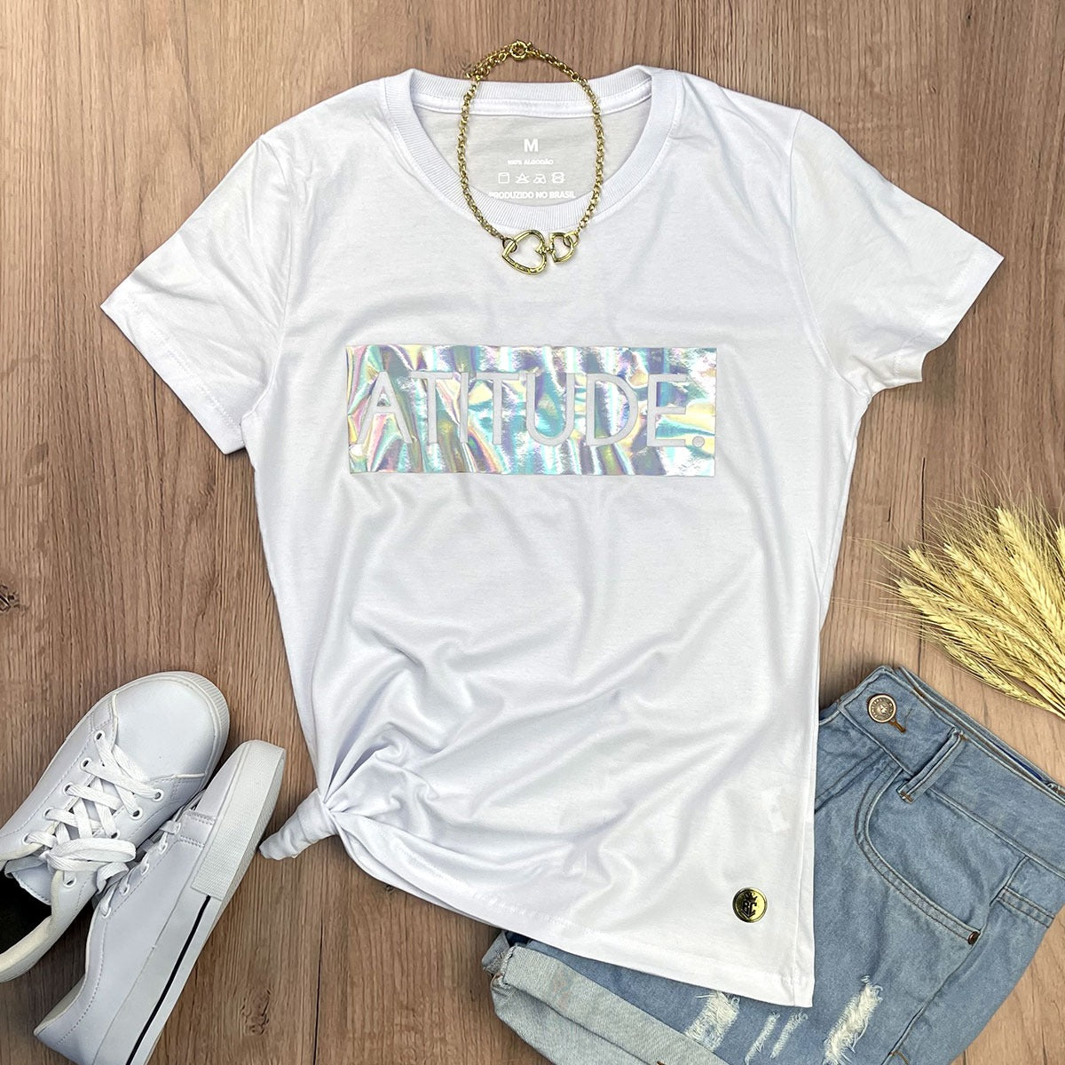Camiseta Feminina Branca Atitude Holográfico