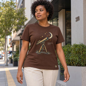Camiseta Feminina Marrom Os céus declaram Sua glória