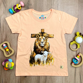 T-Shirt Infantil Salmão Cruz Leão E Cordeiro