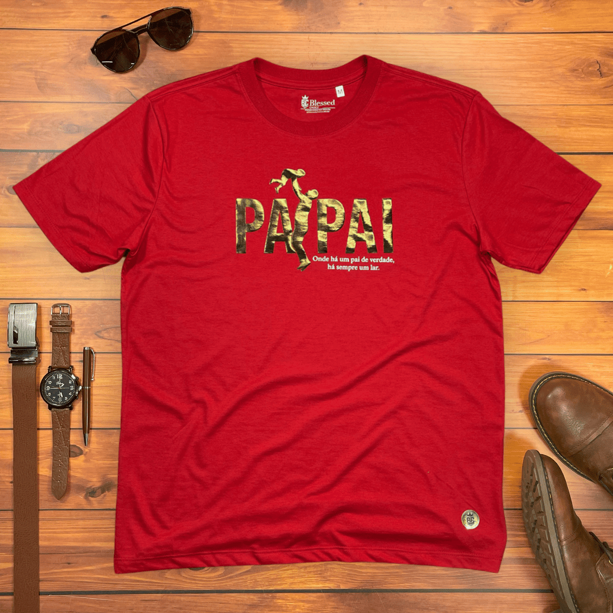 Camiseta Masculina Vermelha Papai Onde há um Pai há um Lar.
