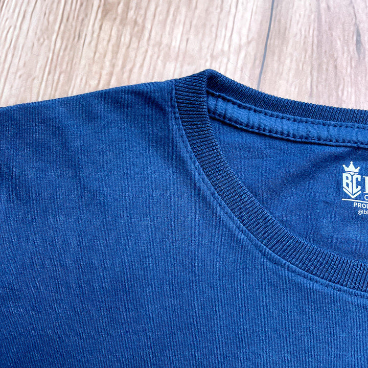Camiseta Feminina Azul Te Orienta Que tu é Crente