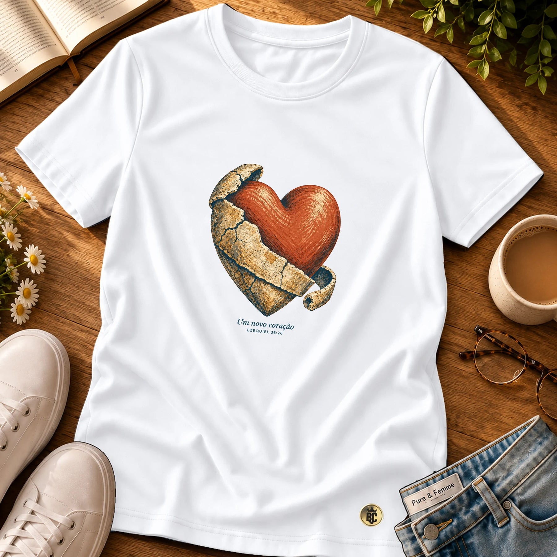 Camiseta Feminina Branca Um novo coração