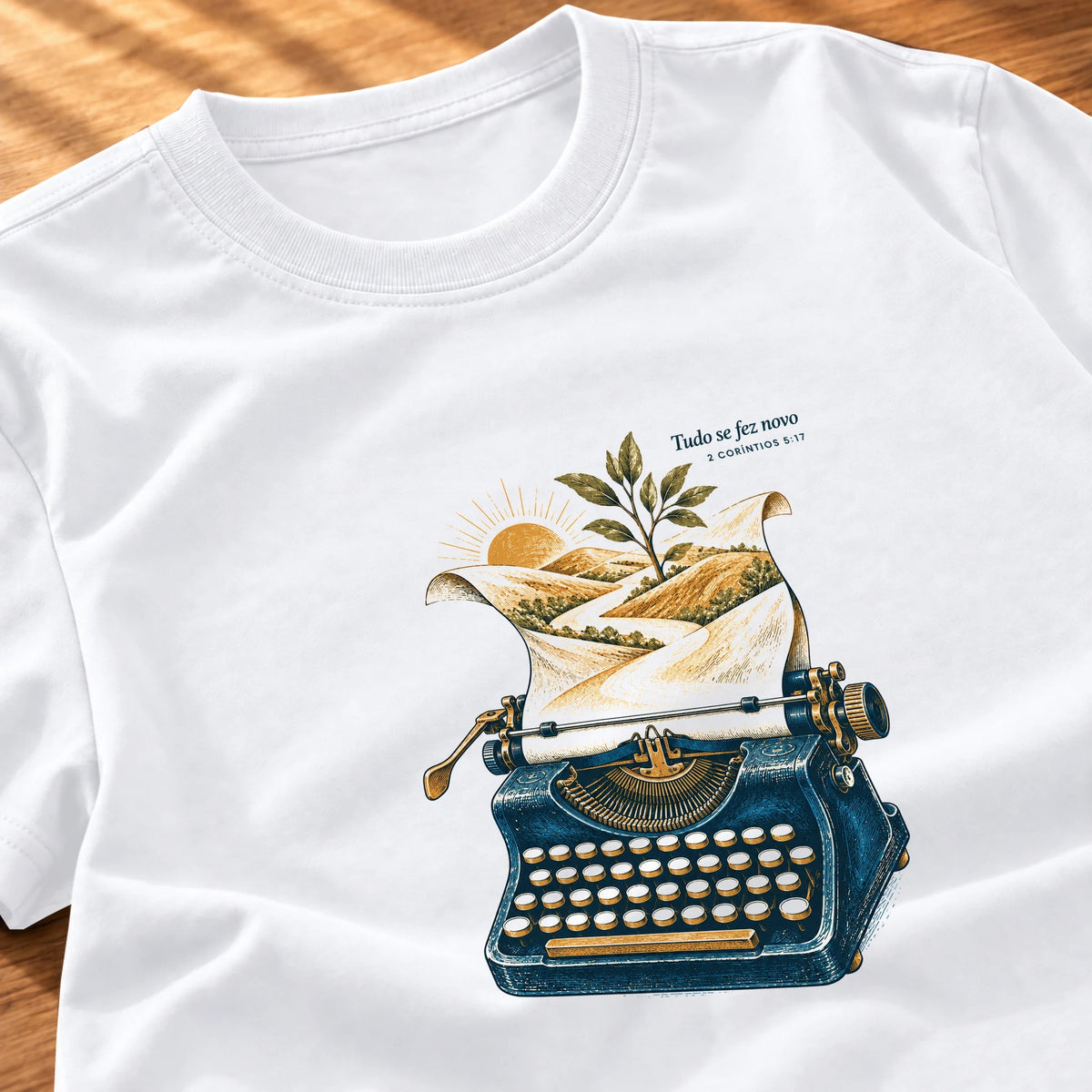 Camiseta Feminina Branca Tudo se fez novo