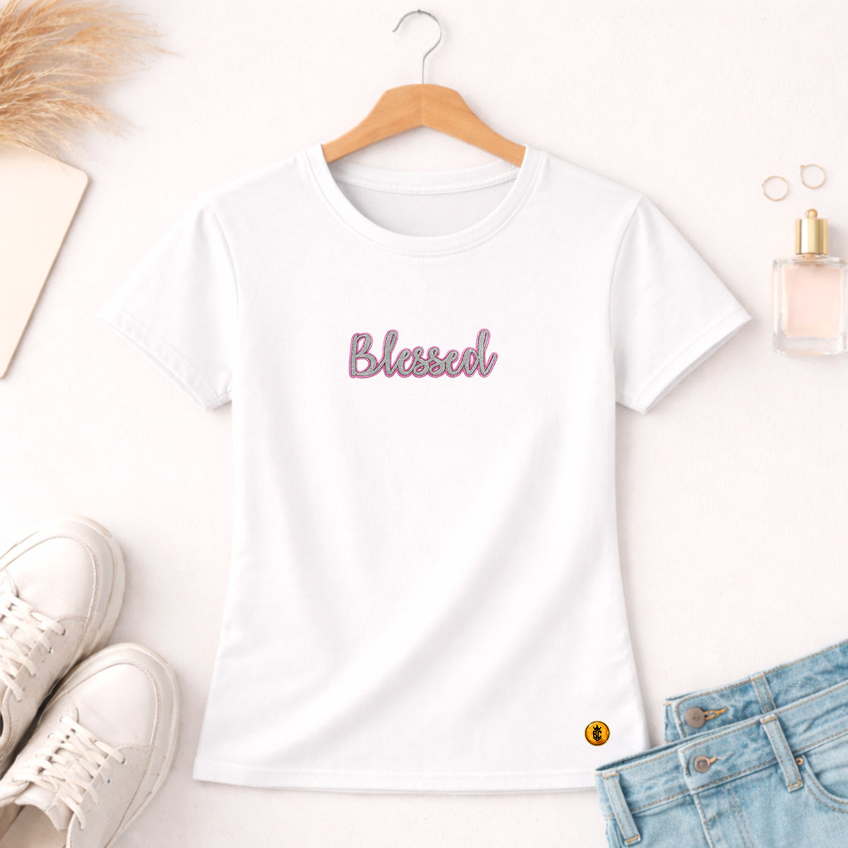 Camiseta Feminina Branca Blessed Glitter Pink Aplique
