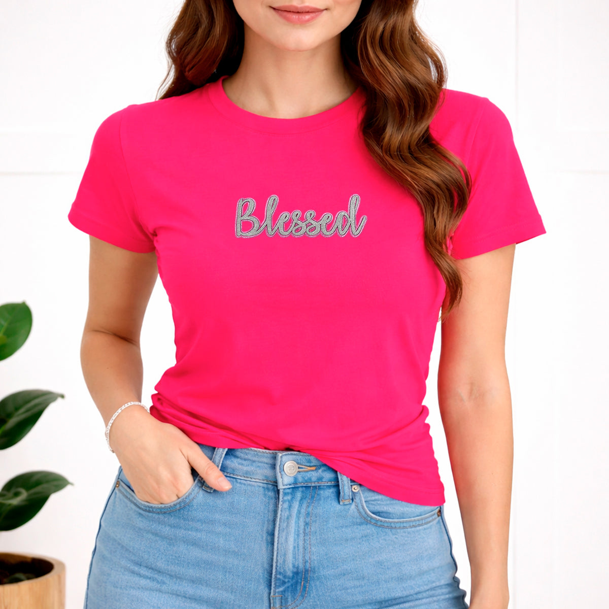 Camiseta Feminina Pink Blessed Glitter Pink Aplique