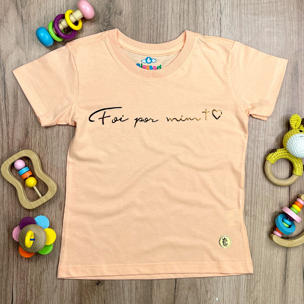 T-Shirt Infantil Salmão Foi Por Mim Cruz Coração