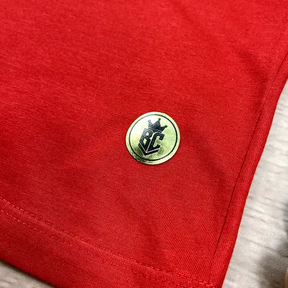 T-Shirt Infantil Vermelha O Amor é o Presente Dourado