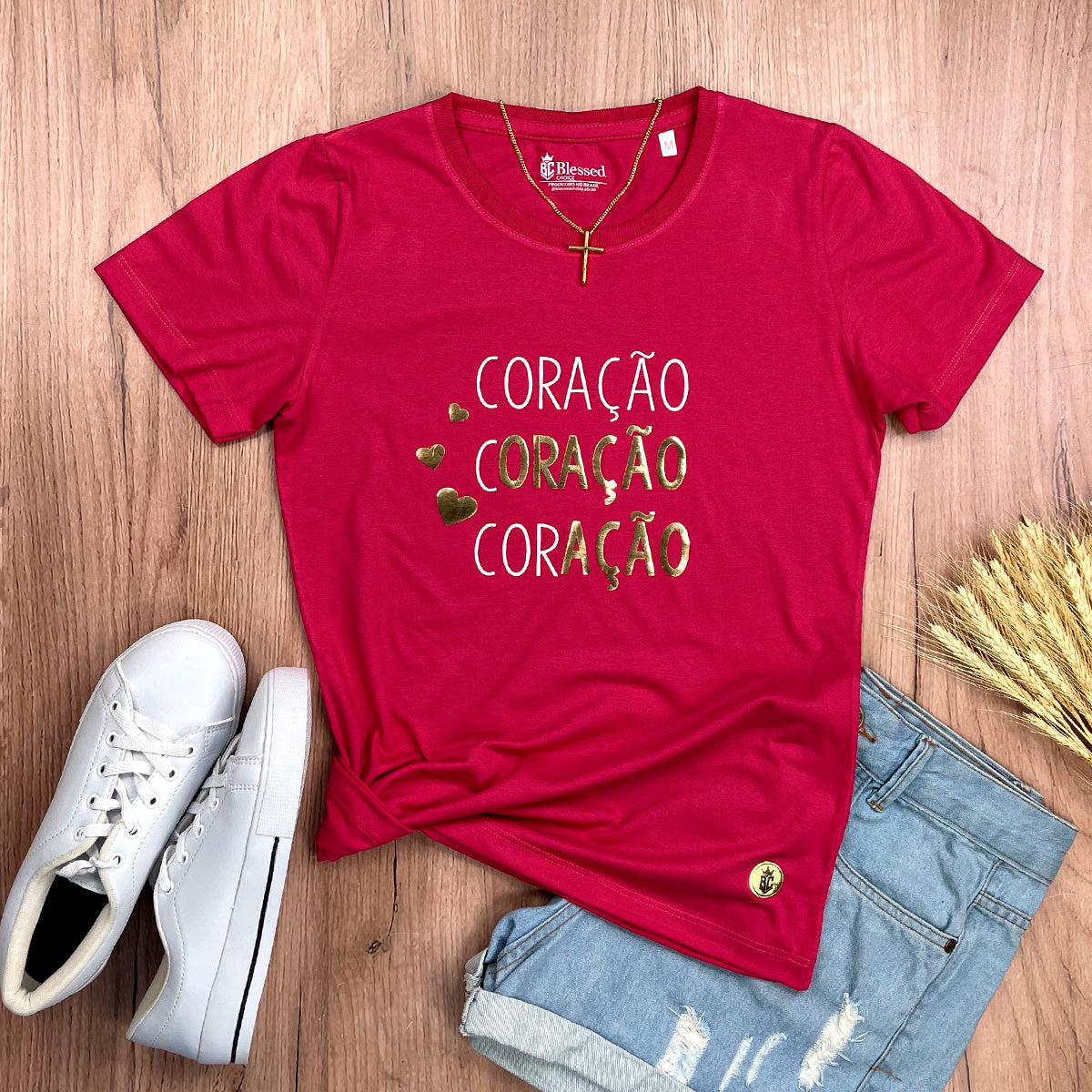 Camiseta Feminina Pink Coração Oração Ação Dourado