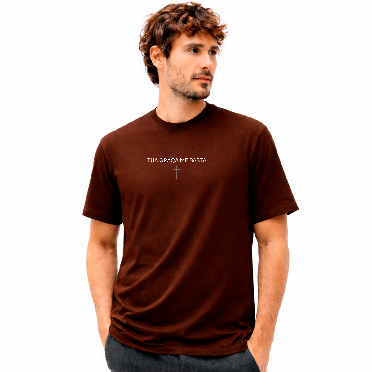 Camiseta Masculina Marrom Tua Graça Me Basta